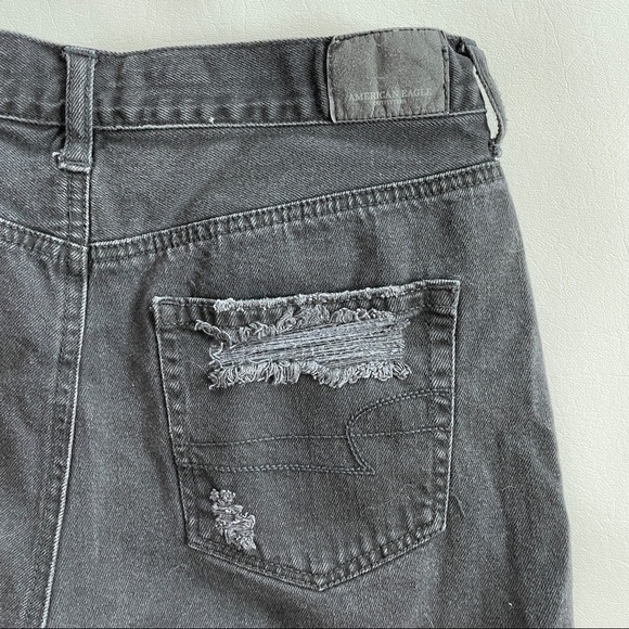 American Eagle Frayed Hem Distressed Mom Short Washed Black 4 - Picture 5 of 7